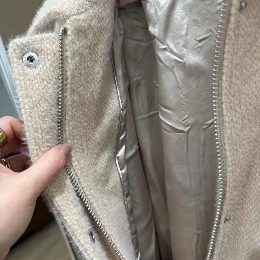 Calvin Klein Women's Cream Teddy Jacket - Picture 6 of 8